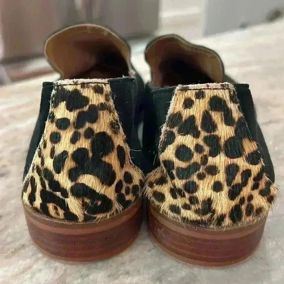 Crown & Ivy black suede Inez Flats size 6.5M - Picture 7 of 8